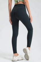 f215a639cc8342debdf63d51c280bd61-Max